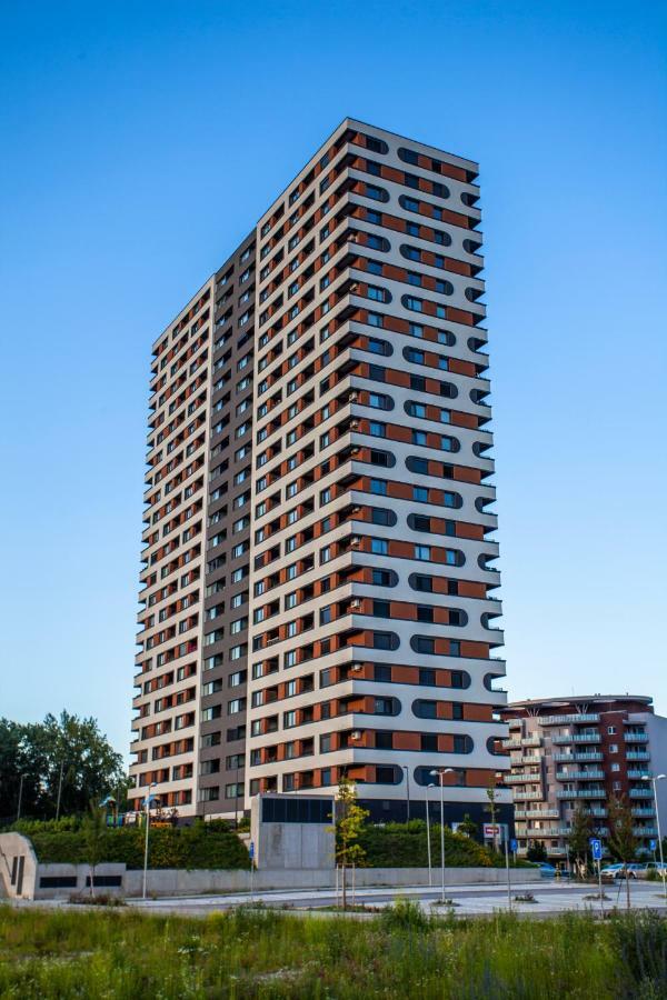 Air-Conditioned City View Apartment 24H Check-In Bratislava Bagian luar foto