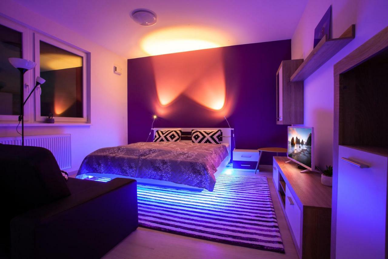 Air-Conditioned City View Apartment 24H Check-In Bratislava Bagian luar foto